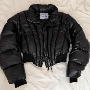 aelfric eden black sculpted cropped puffer jacket